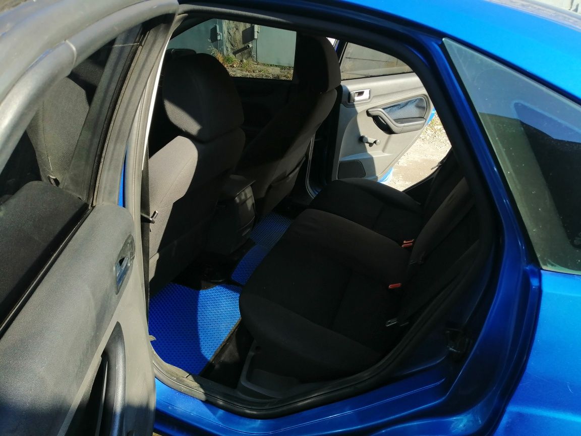 Ford focus 2 1.6 TDCI /109 л. с.