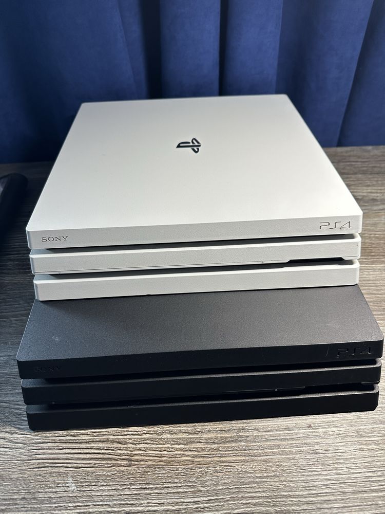 Sony Play Station 4 Pro 1tb