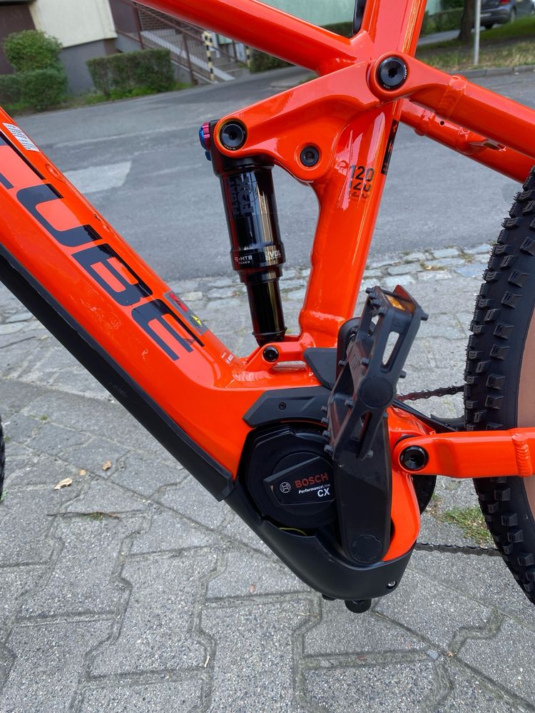 Cube stereo hybrid 120 race 750 sparkorange “n” black