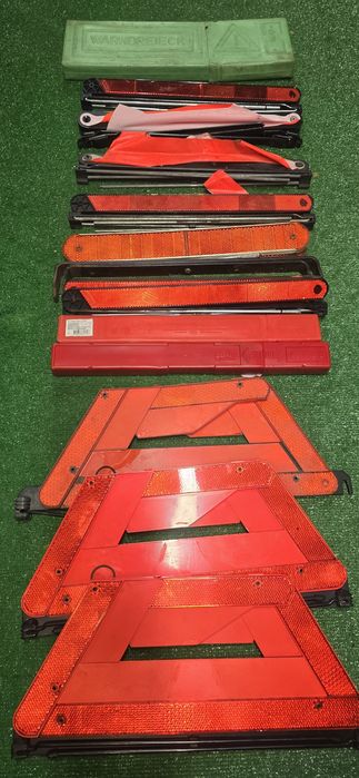 Аварійний знак ауді ауди