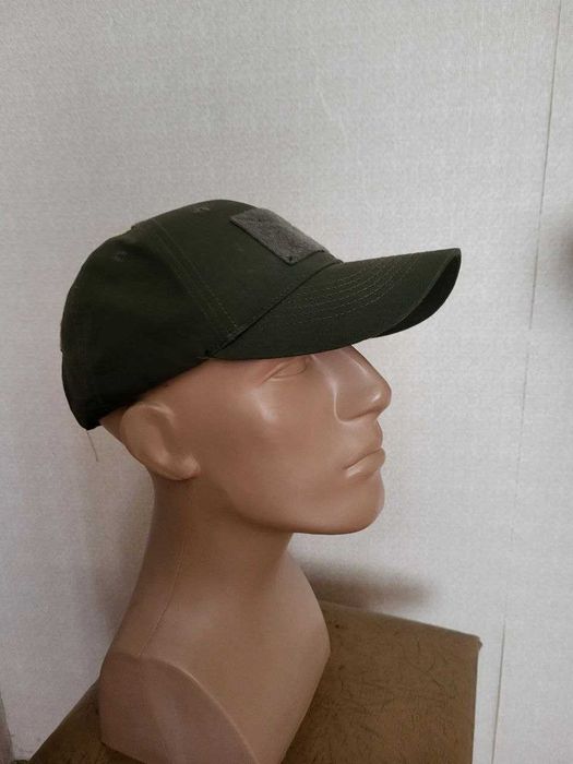 Манекен для шапок-кєпок  жіночий