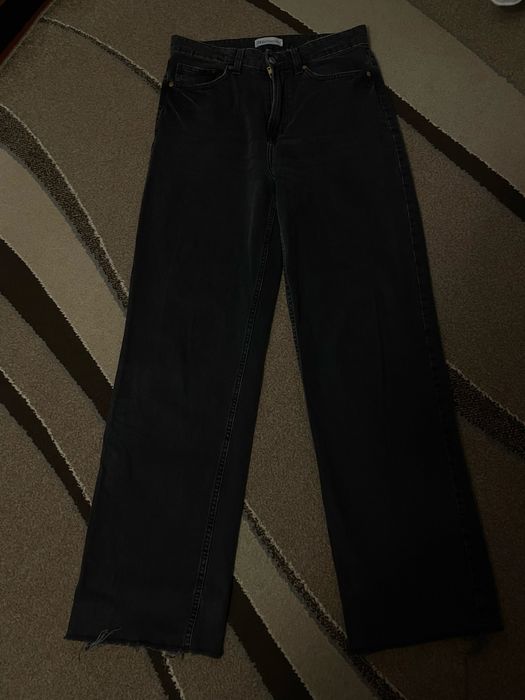 Джинси в графітовому кольорі