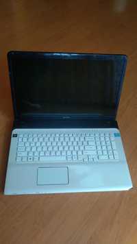Laptop 17" Sony Vaio SVE1713L1EW Biały