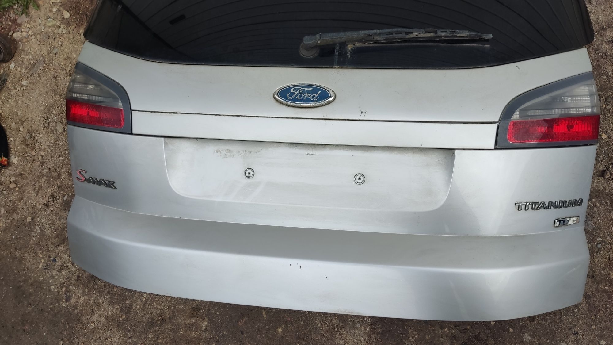 Klapa bagażnika tył ford S max 08r. Kolor 66