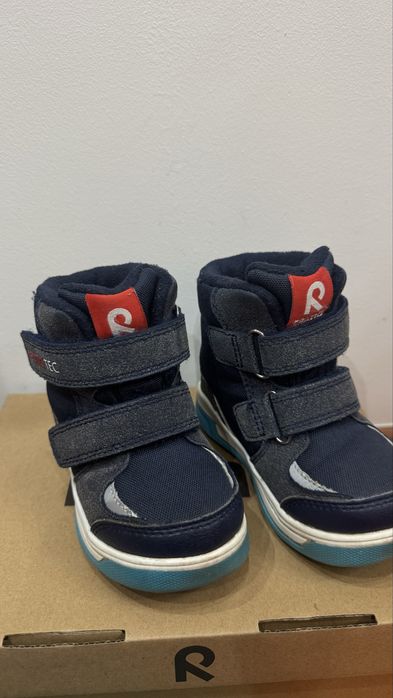 Продам зимові черевики Reima Qing