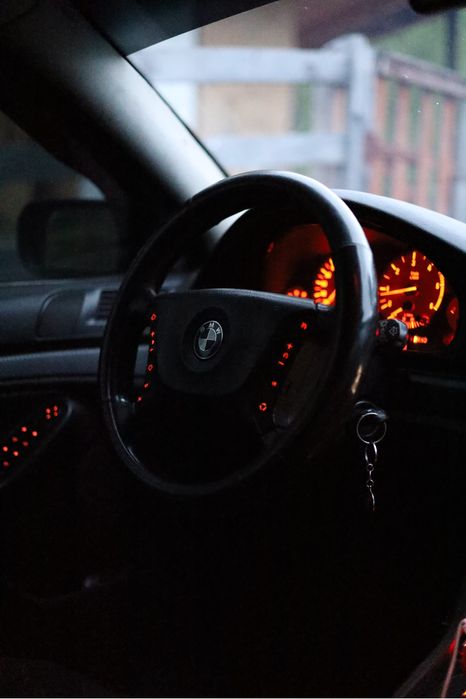 В продажі БМВ Е39 3.0 дизель цікавить обмін на Х5 є53,є70 євро номера