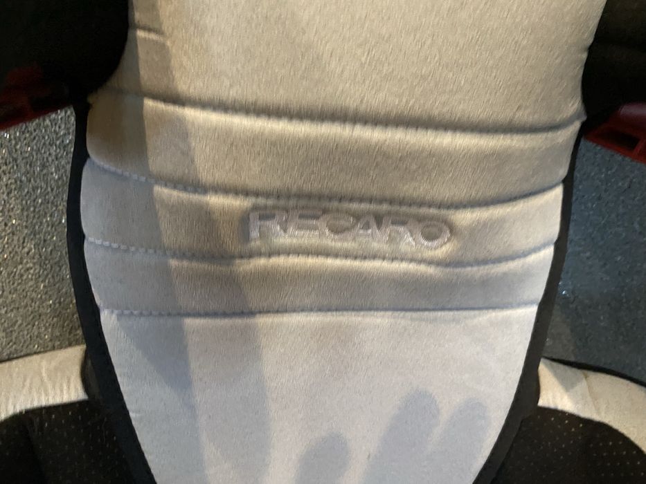 Fotelik RECARO Milano 15-36 kg jak nowy szary czarny