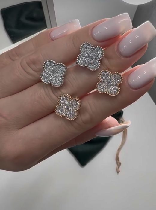 Сережки позолота.Клевер англ.застежка в стразах Van Cleef