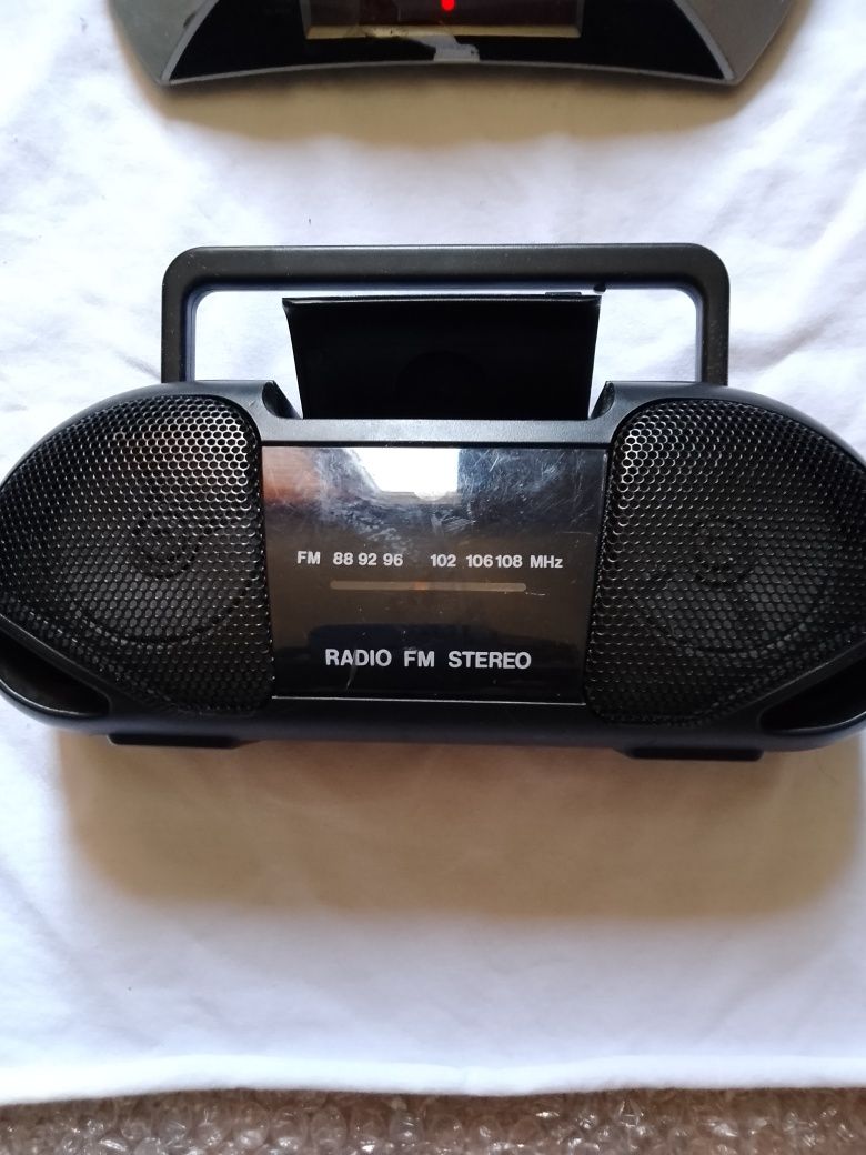 Продам радио FM.