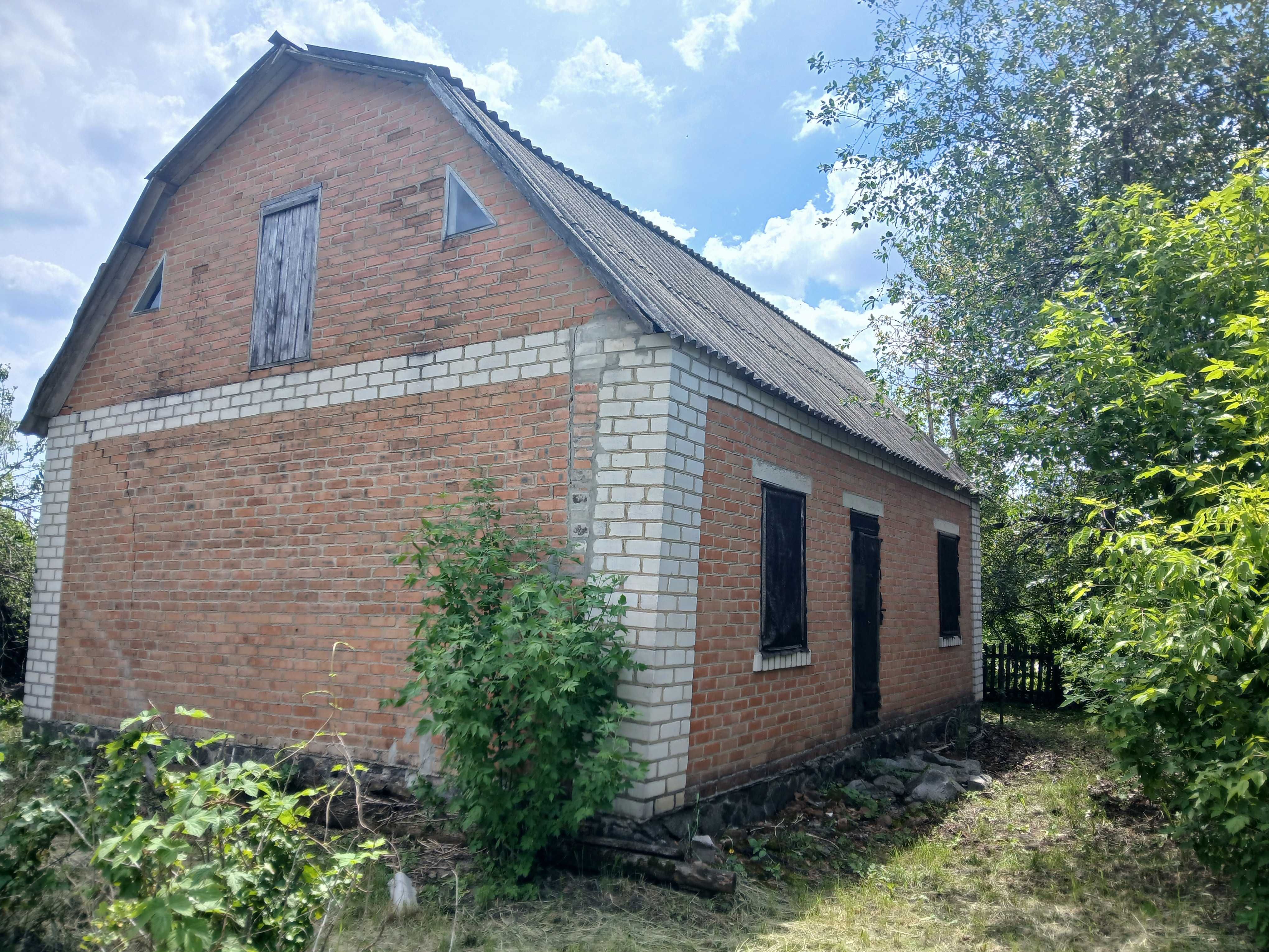 Продаж окремого будинку в пригороде Полтави.