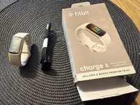Fitbit Charge 5 (szaro-złoty)