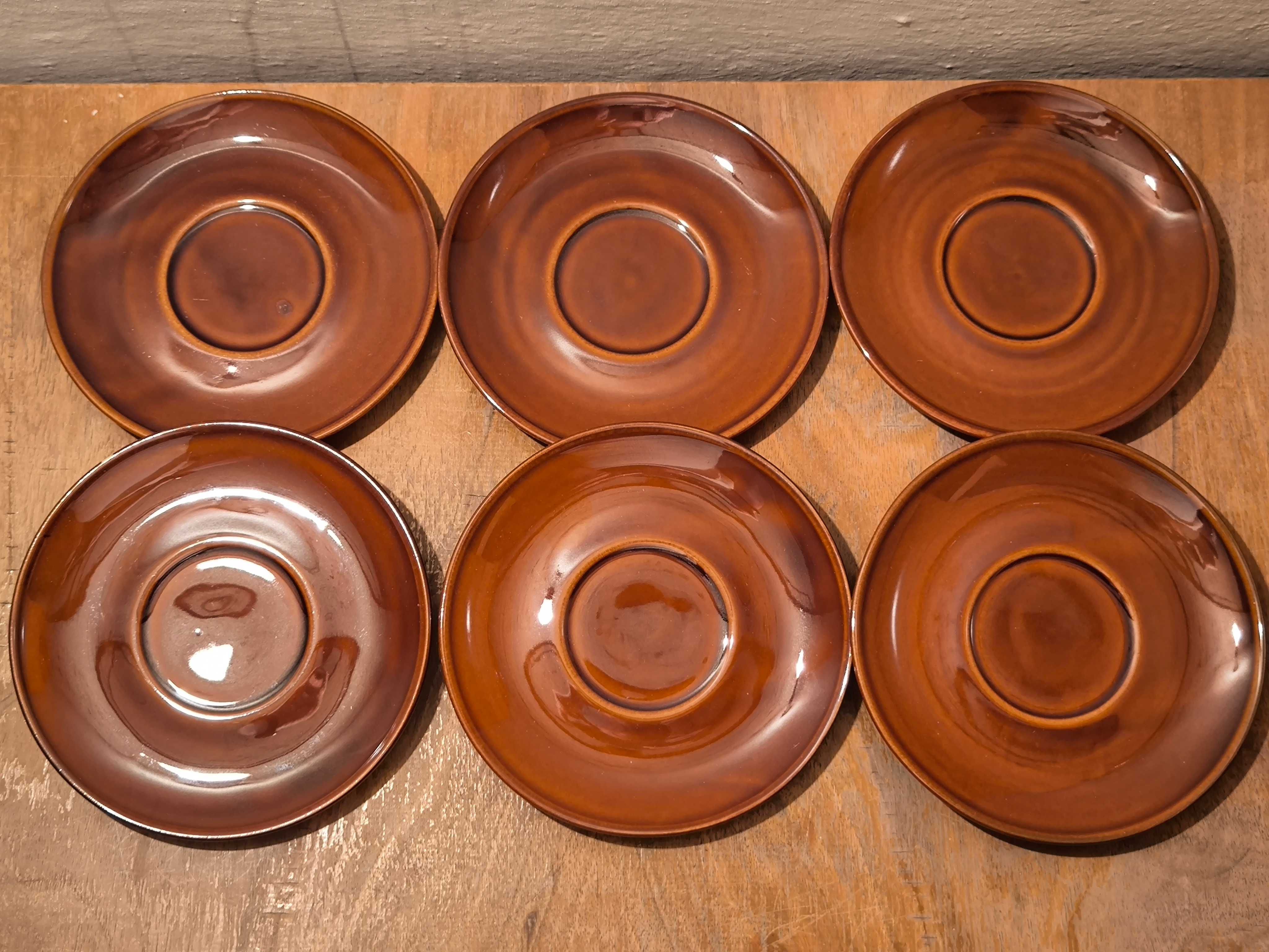Brązowy spodek podstawka pod filiżankę Porcelit Pruszków PRL