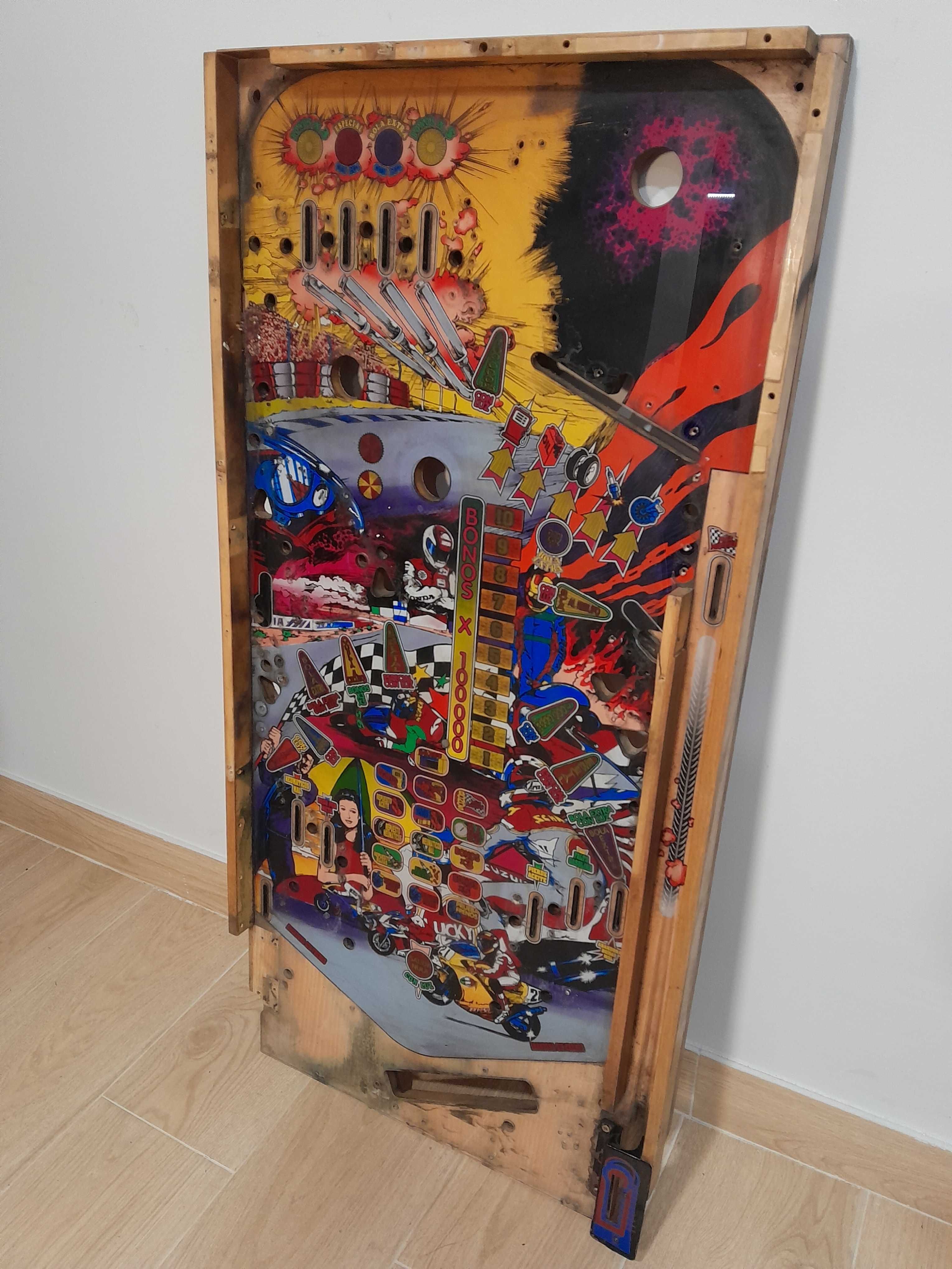 Playfield de máquina Pinball / Flipper para decoração - MOTAS