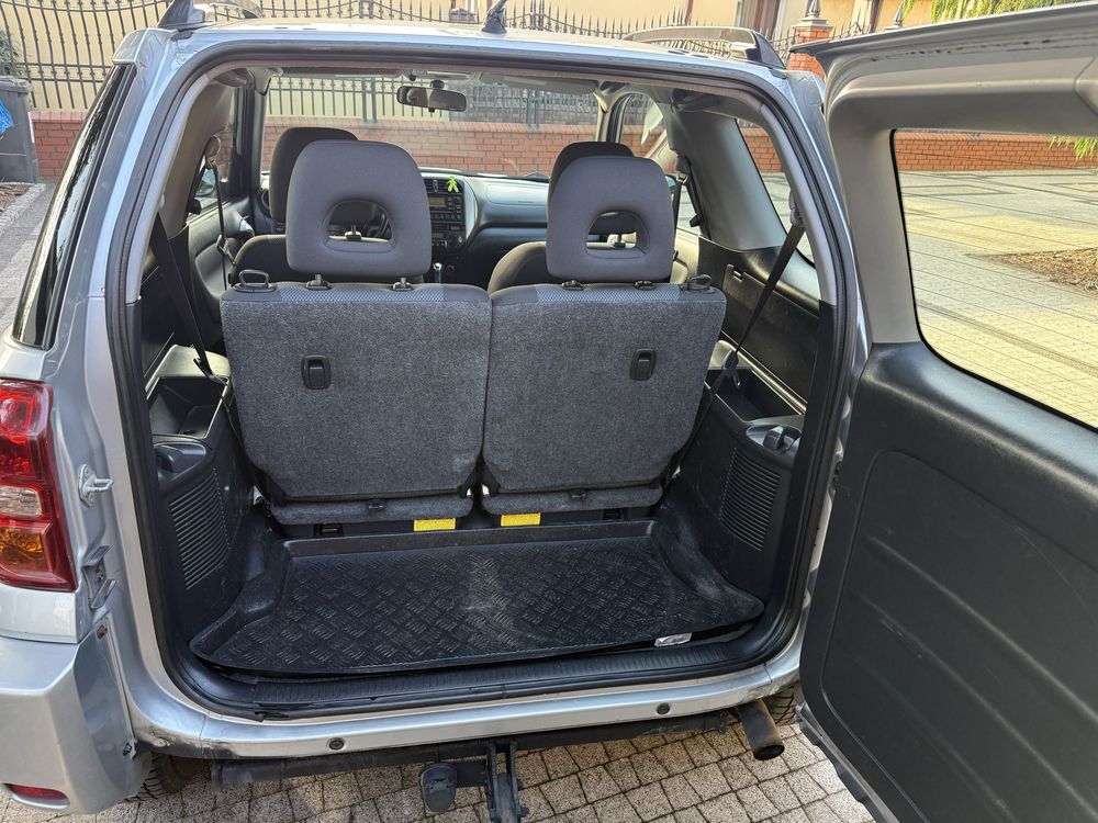 Toyota RAV4 II 3D 2.0 D4D 2004 Zadbana Warta Uwagi