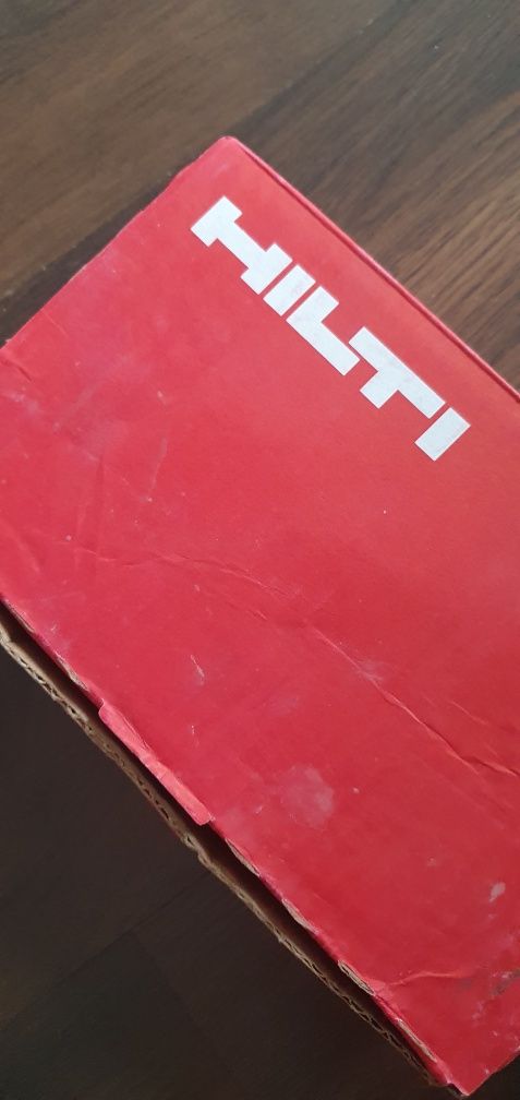 Hilti kotwa klinowa M16 x135 35/15 12szt