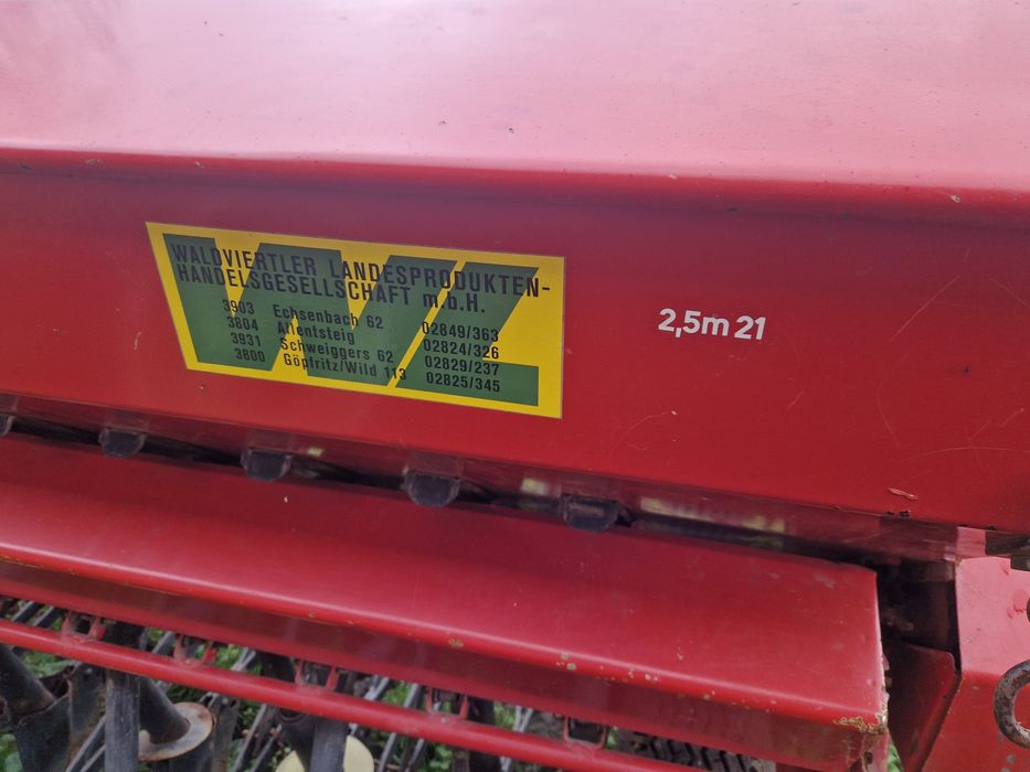 Siewnik  zbożowy  2.5m Saxonia