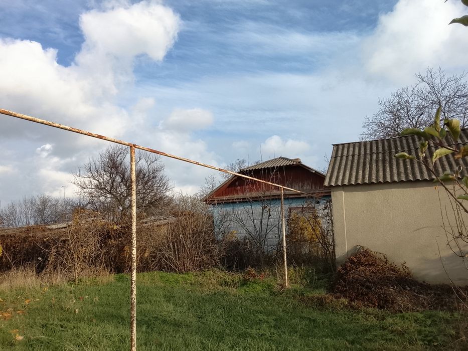 Продам будинок в Одеській області Любашовский райьоні село Іванівка