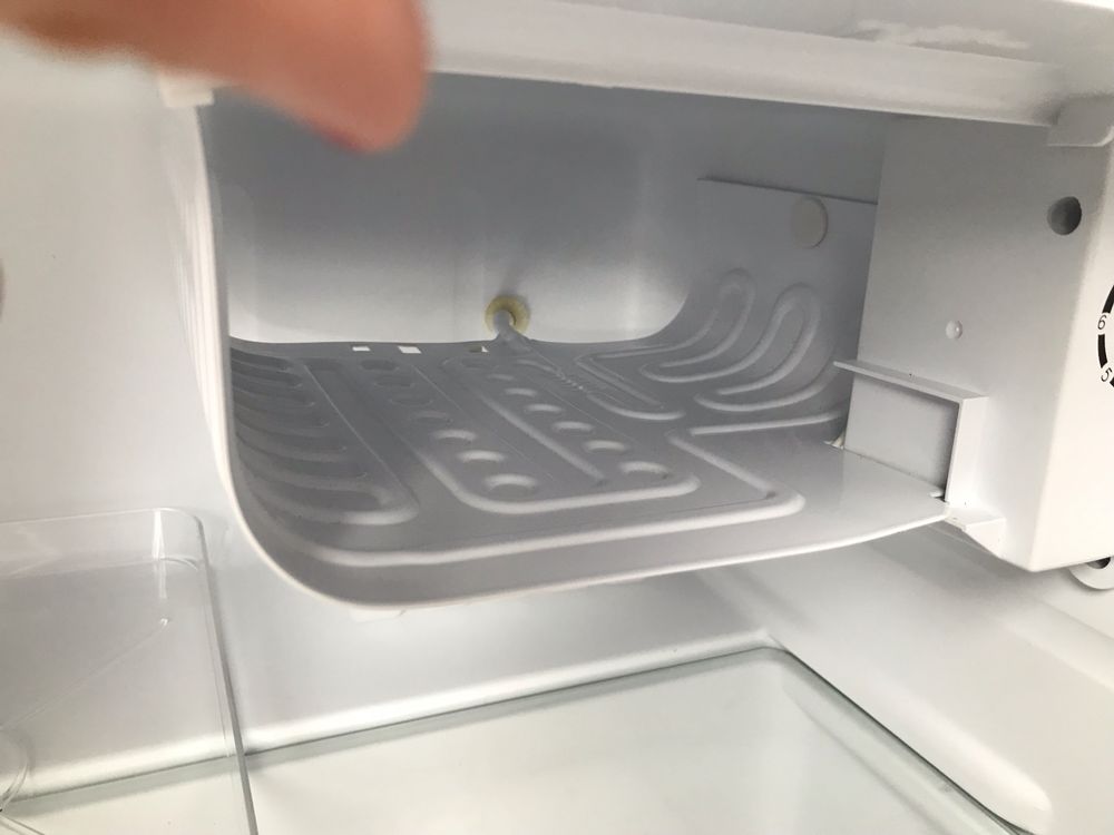 Маленький Холодильник hansa
