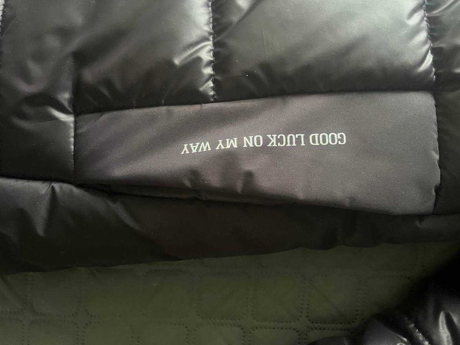 Куртка женская зимняя в отличном состоянии почти НОВАЯ!