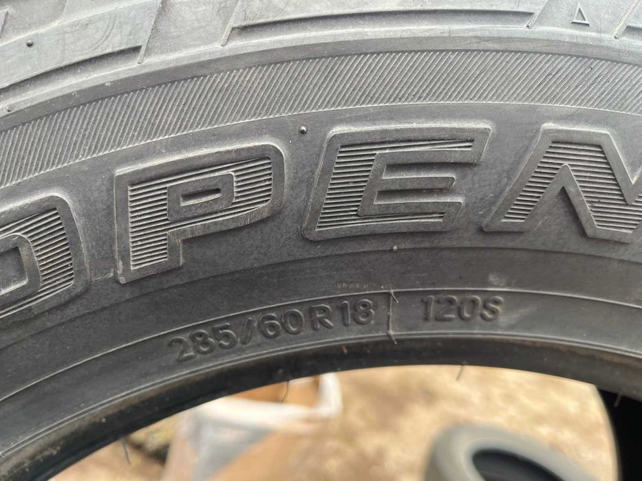 Продам шини TOYO Open Country 285/60 R18 120S