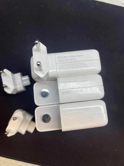 Apple A1719 87W USB-C Power Adapter
