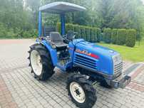 Traktor Iseki Sial 23 - 23 km 4x4 wspomaganie daszek  oryginał brutto