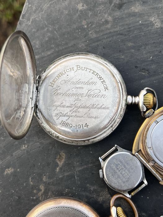 Часы ссср  полёт сигнал. Карманные