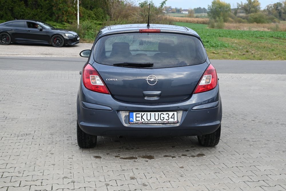 Opel corsa 2010 1.4