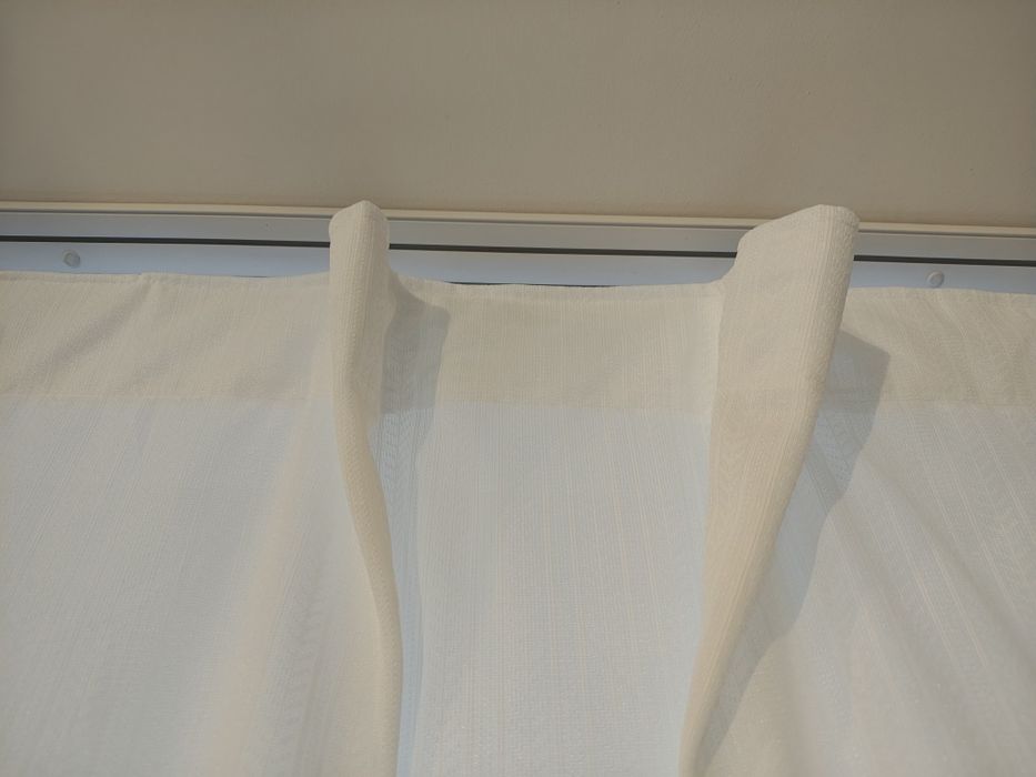 Dwie firany, z haczykami,panele,białe nowe(jodełka)