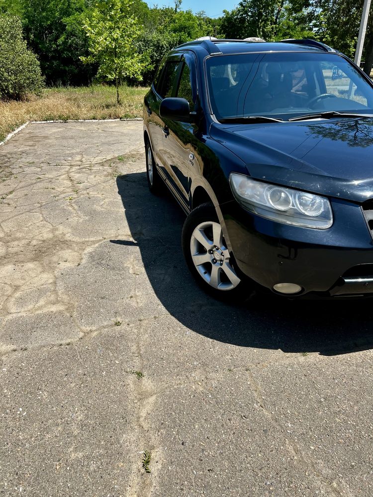 Продам Hyundai Santa Fe, 2007 года