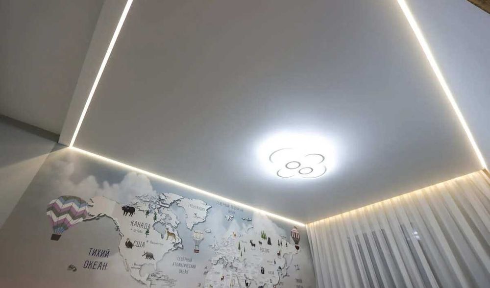 Світлові натяжні стелі можна використовувати для різного інтер'єру
