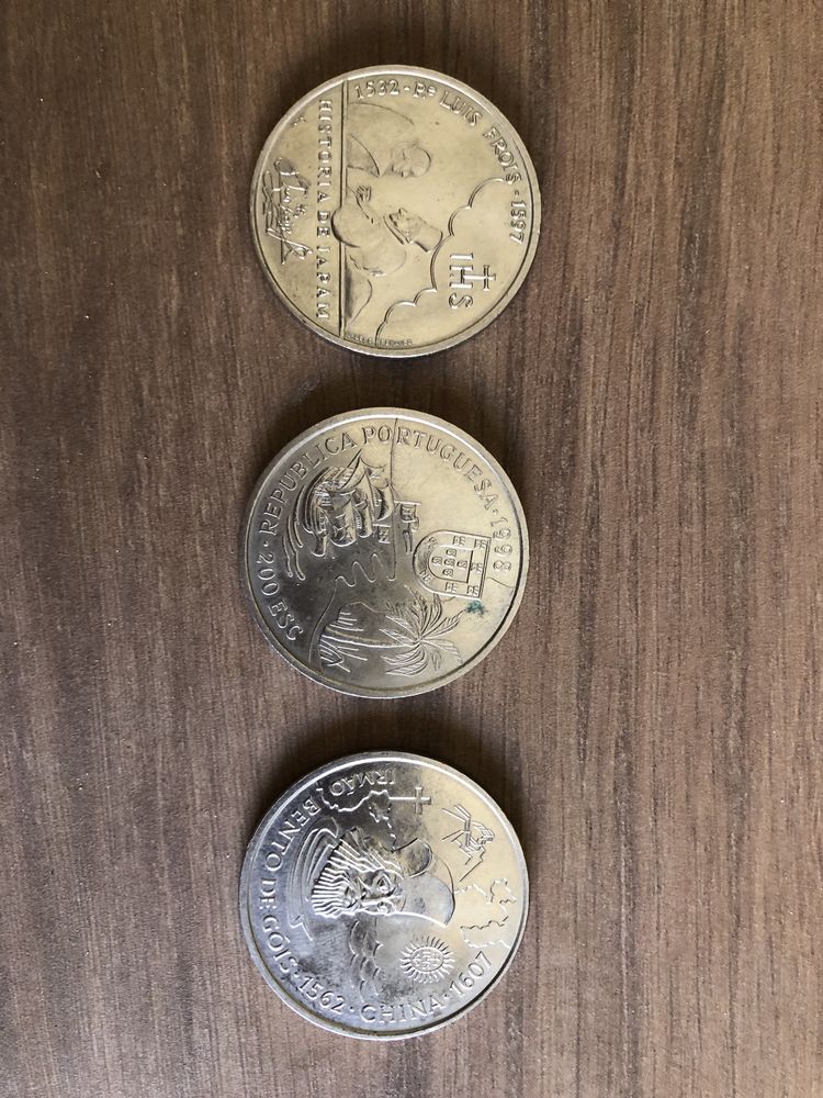 Vendo moedas 200 escudos