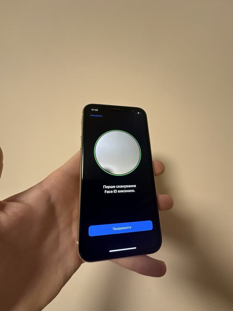 Iphone xr в гарному стані
