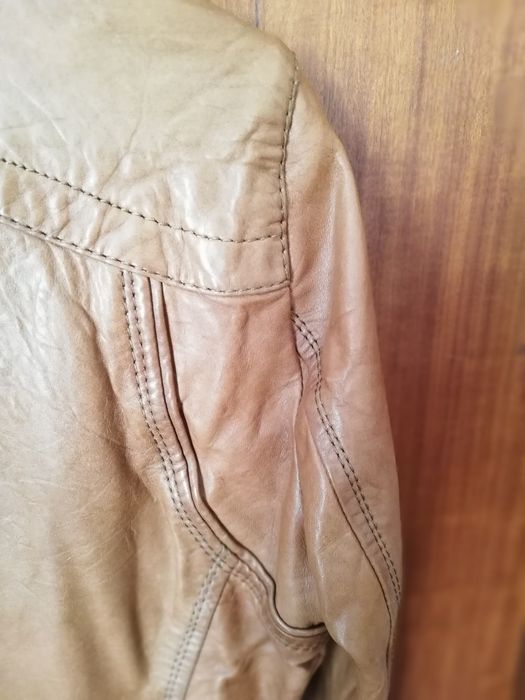 Blusão de pele  camel Boss Orange NOVO