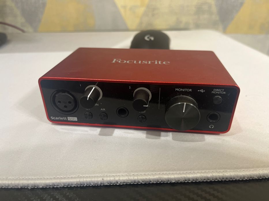 Звуковая карта focusrite