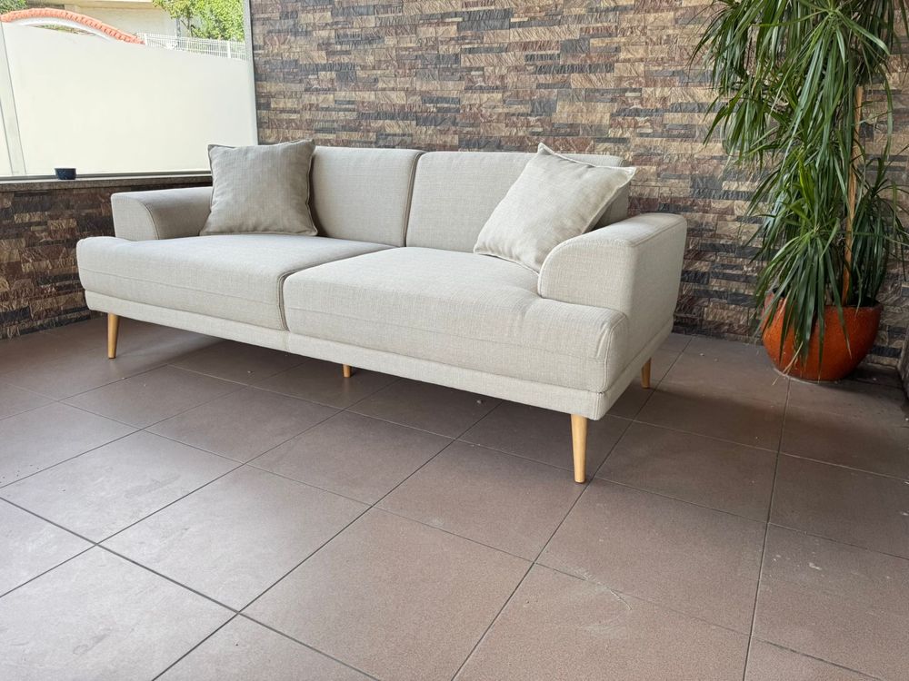Sofa 3lugares com 1.90