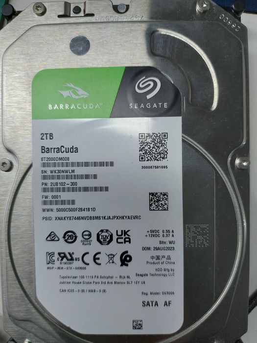 2Tb 7200 жорсткий диск SATA3 HDD 3,5" Seagate WD в ідеалі