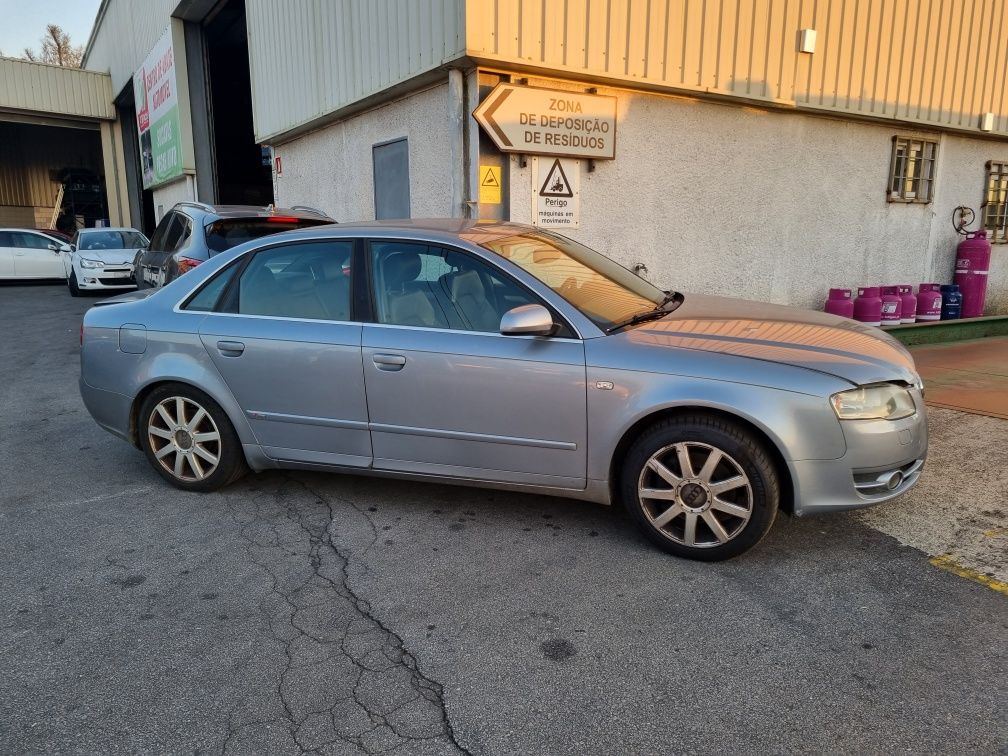 Audi A4 B7 2.0T S-Line Quattro de 2007 para peças