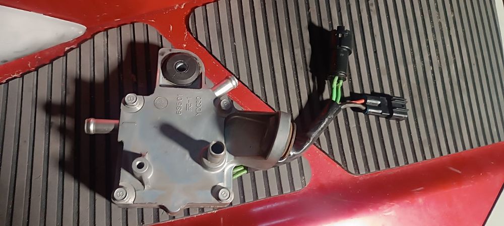 Regulator napięcia ładowania yamaha 1800 skuter wodny czesci
