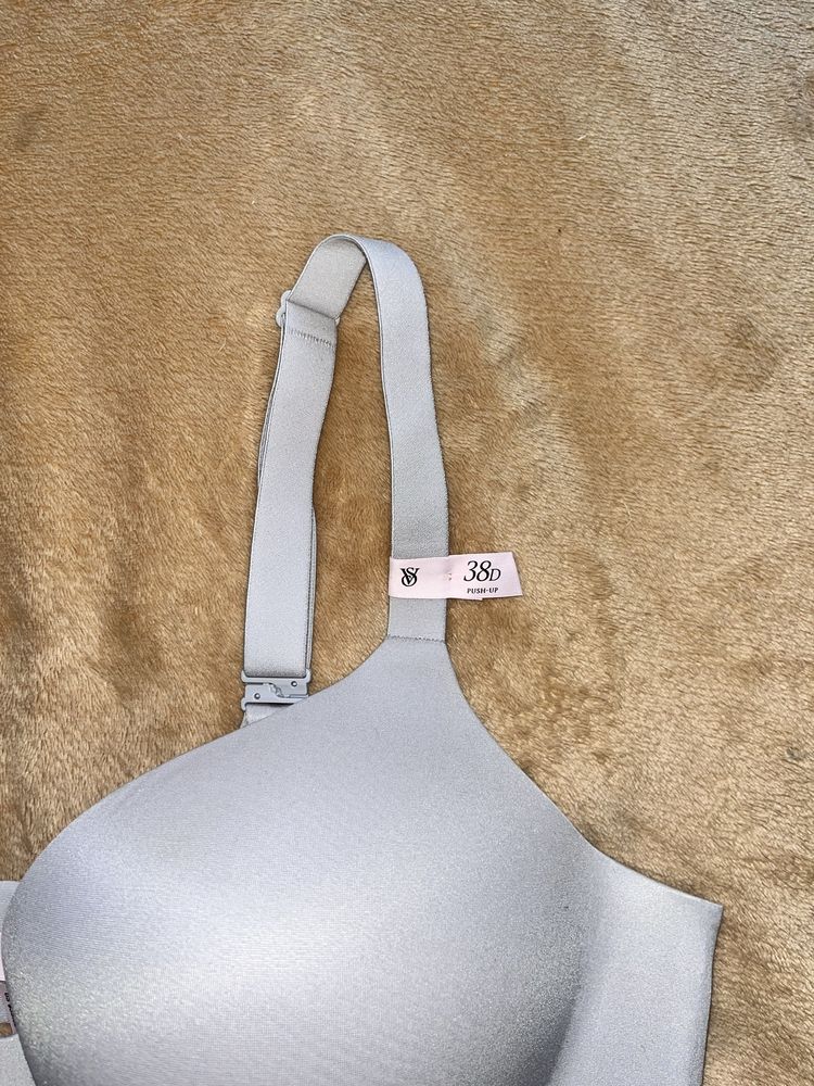 Victoria's Secret