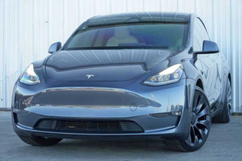 2023 Tesla Model Y Performance