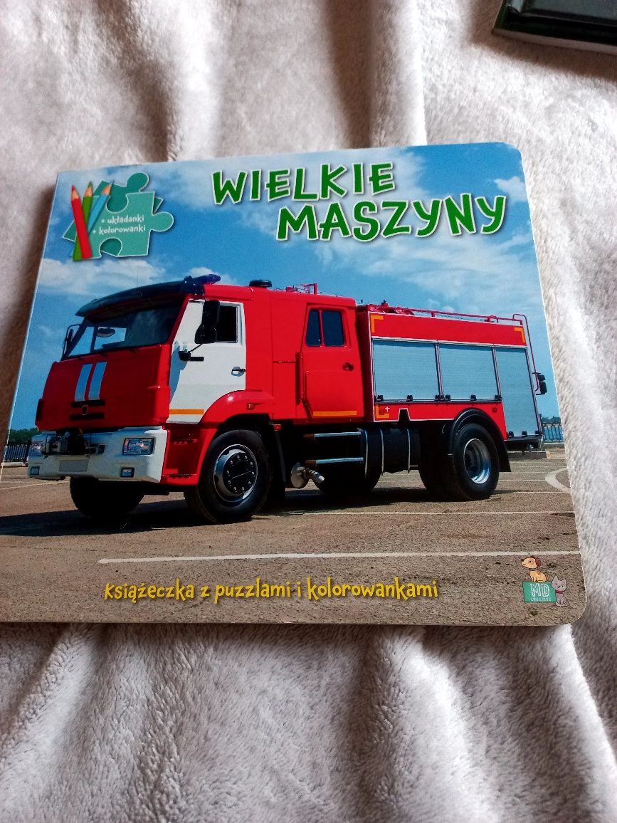 Nowa książka Wielkie maszyny z puzzlami !