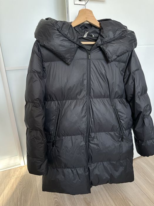 Пуховик зимовий жіночий