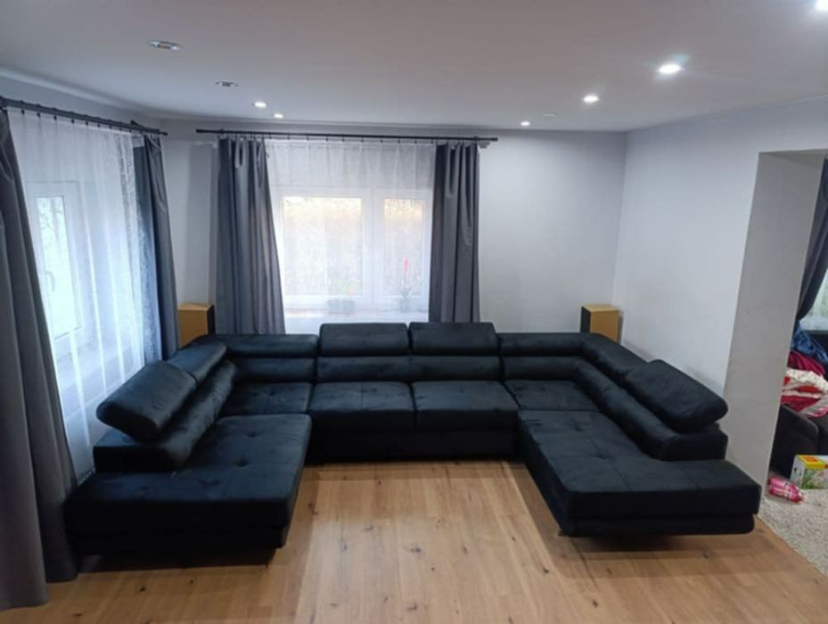 Narożnik U z funkcją spania Regulowane zagłówki i pojemniki