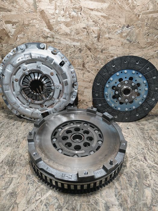 Демпфер Hyundai i-40/1.7 cdti/6ст.