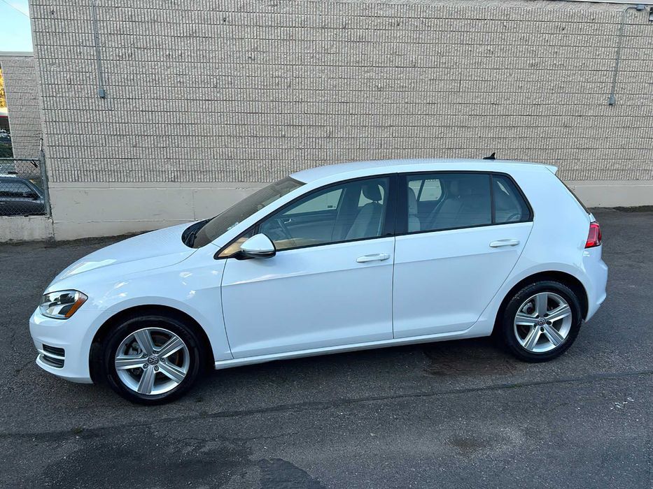 Volkswagen Golf TDI S      2015
