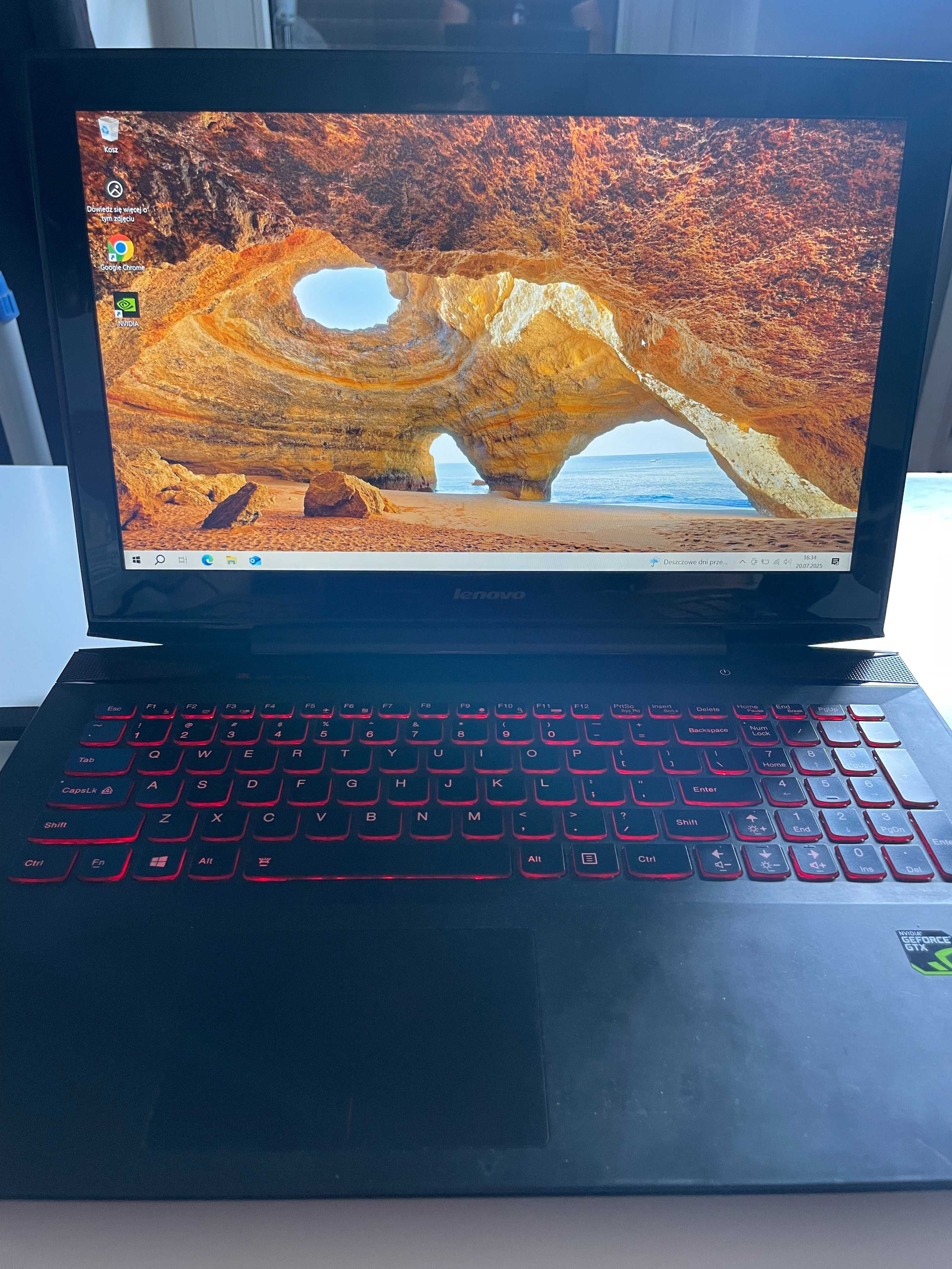 Sprzedam laptopa lenovo Y50-70