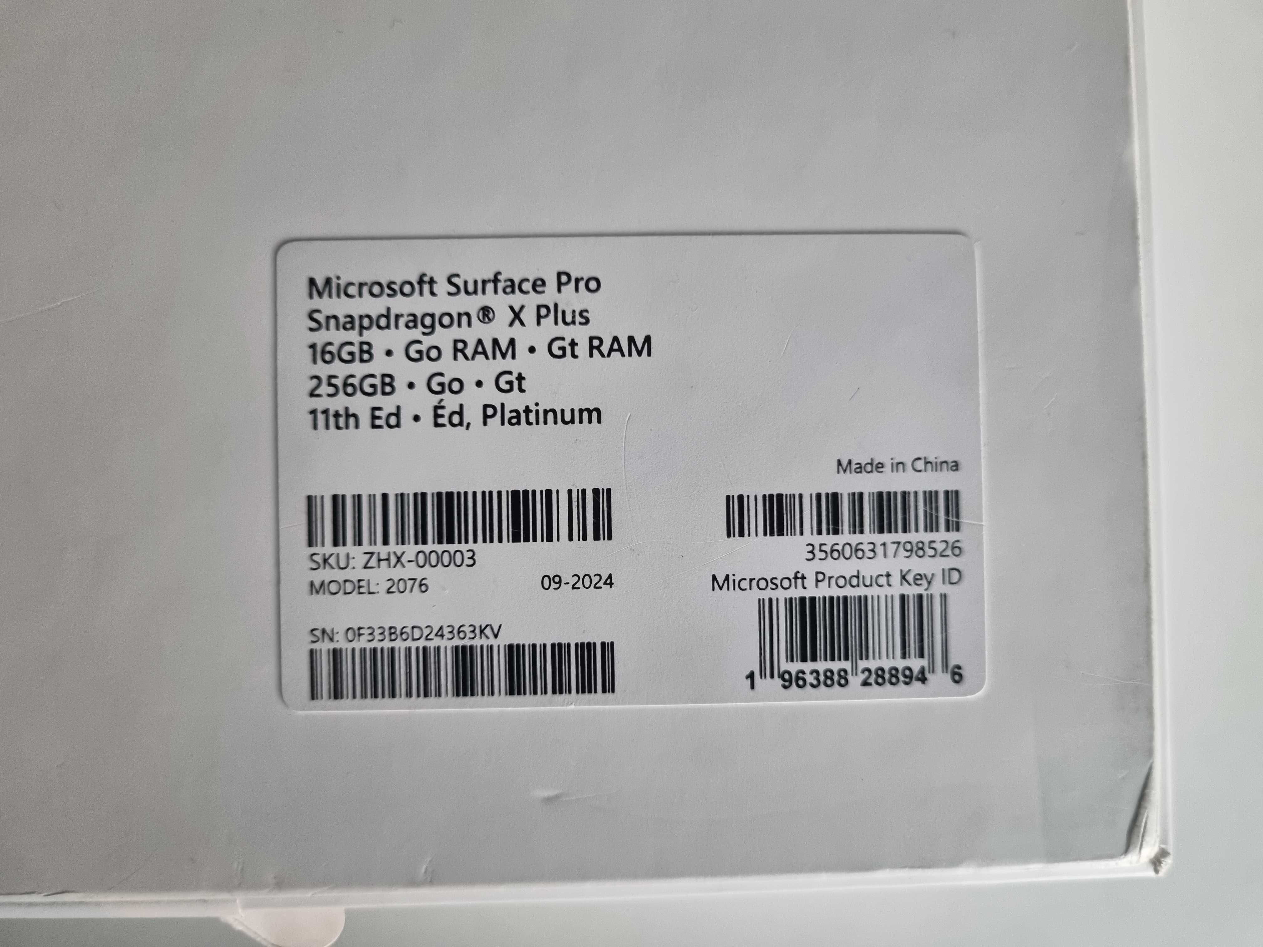 Microsoft Surface Pro 11 gen Snapdragon X Plus 16/256GB ZAPLOMBOWANY
