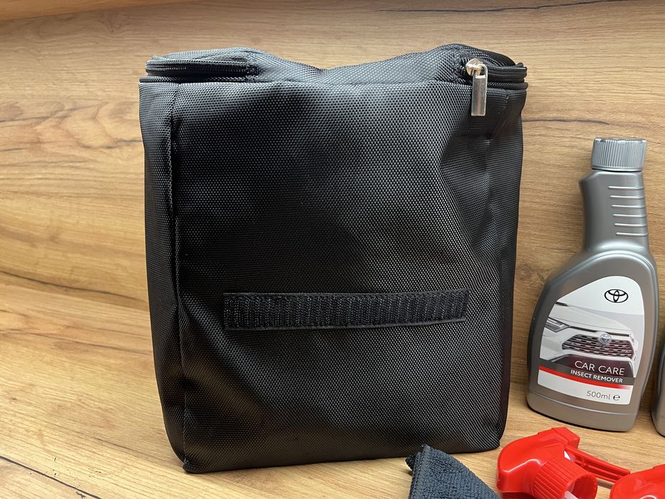 Zestaw kosmetyków Toyota etui nowe!