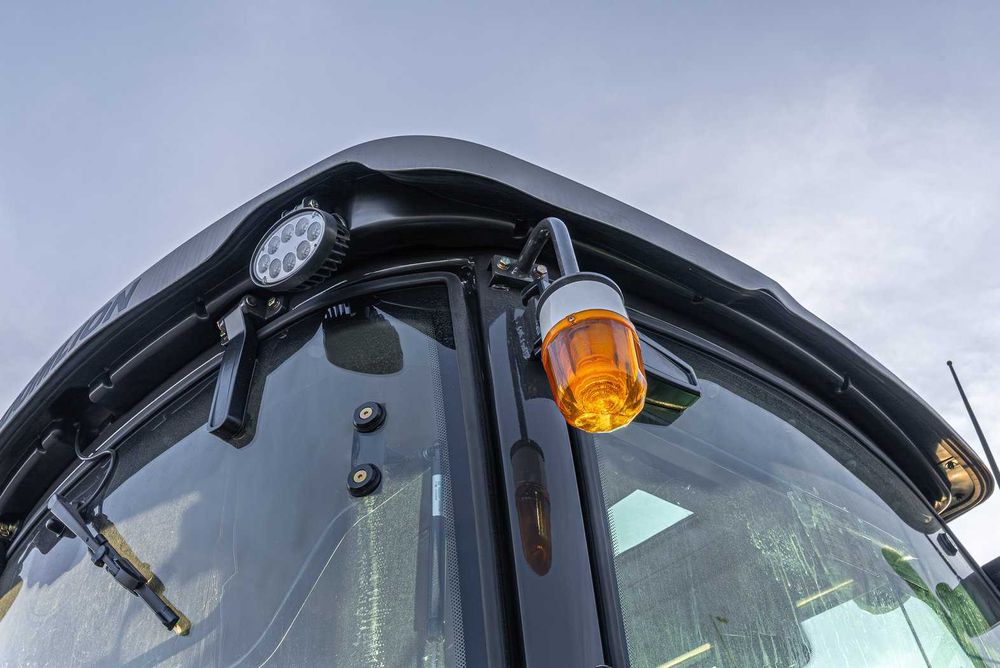 Трактор Zoomlion RS1604 Pro 2025